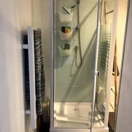 Joli 2p Vue Et Piscine *